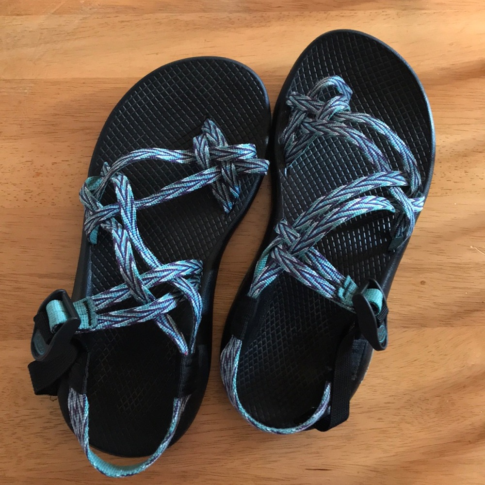 Double strap Chacos size 8W blue, purple EUC